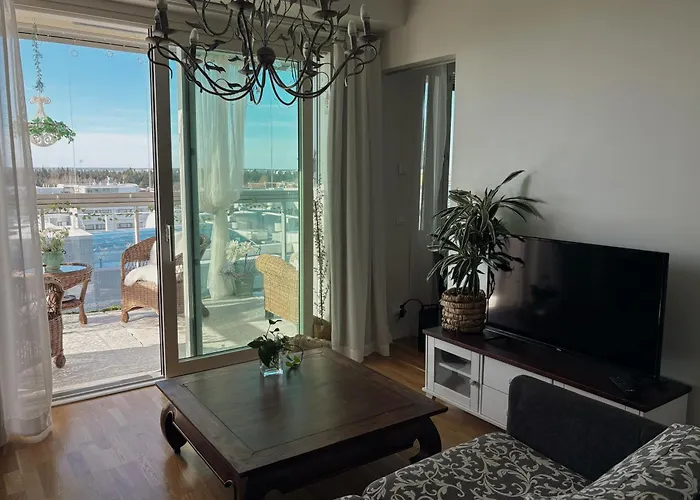 Cozy Modern For 3 - Near Mall Of Tripla