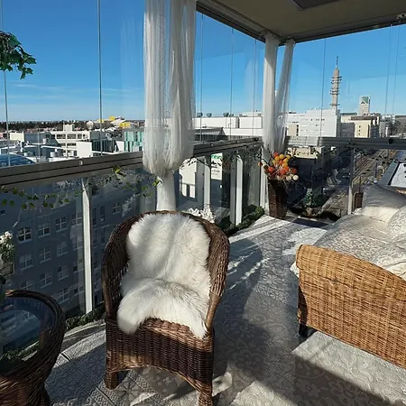 Cozy Modern For 3 - Near Mall Of Tripla *